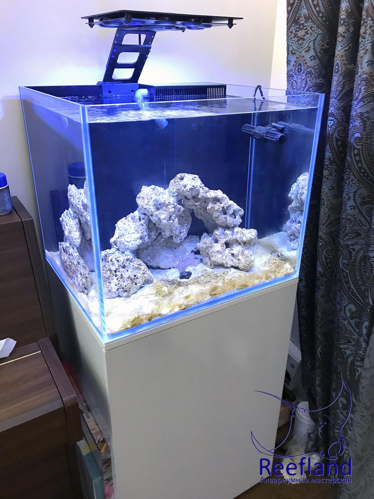 Тумба под морской аквариум с сампом