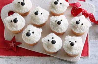 Polar bear cupcakes.jpg